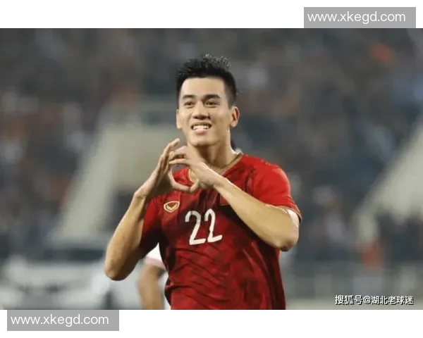 越媒：越南联赛31岁巴西籍中场马尼奥正在办理入籍越南的手续